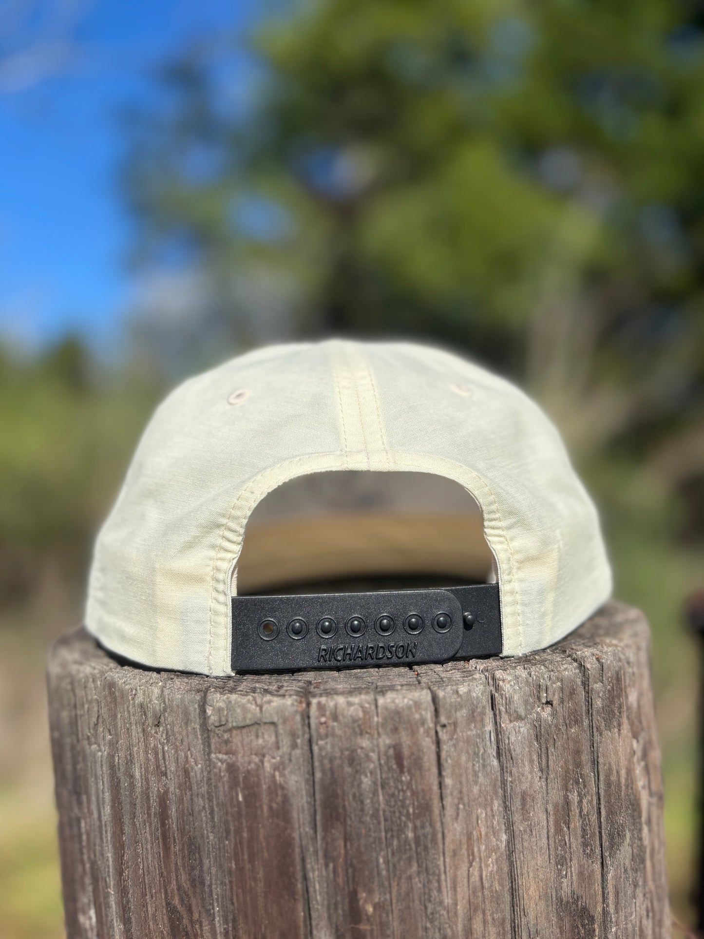 Texas Dove - Birch/Black