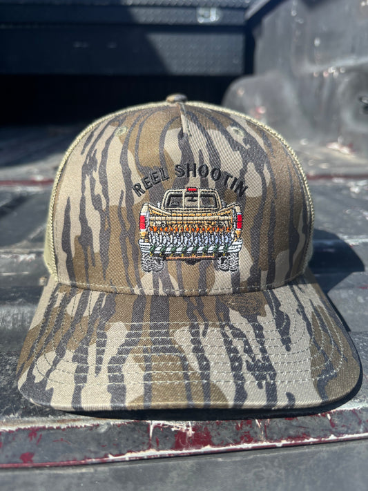Ducks & Trucks - Bottomland Green Camo